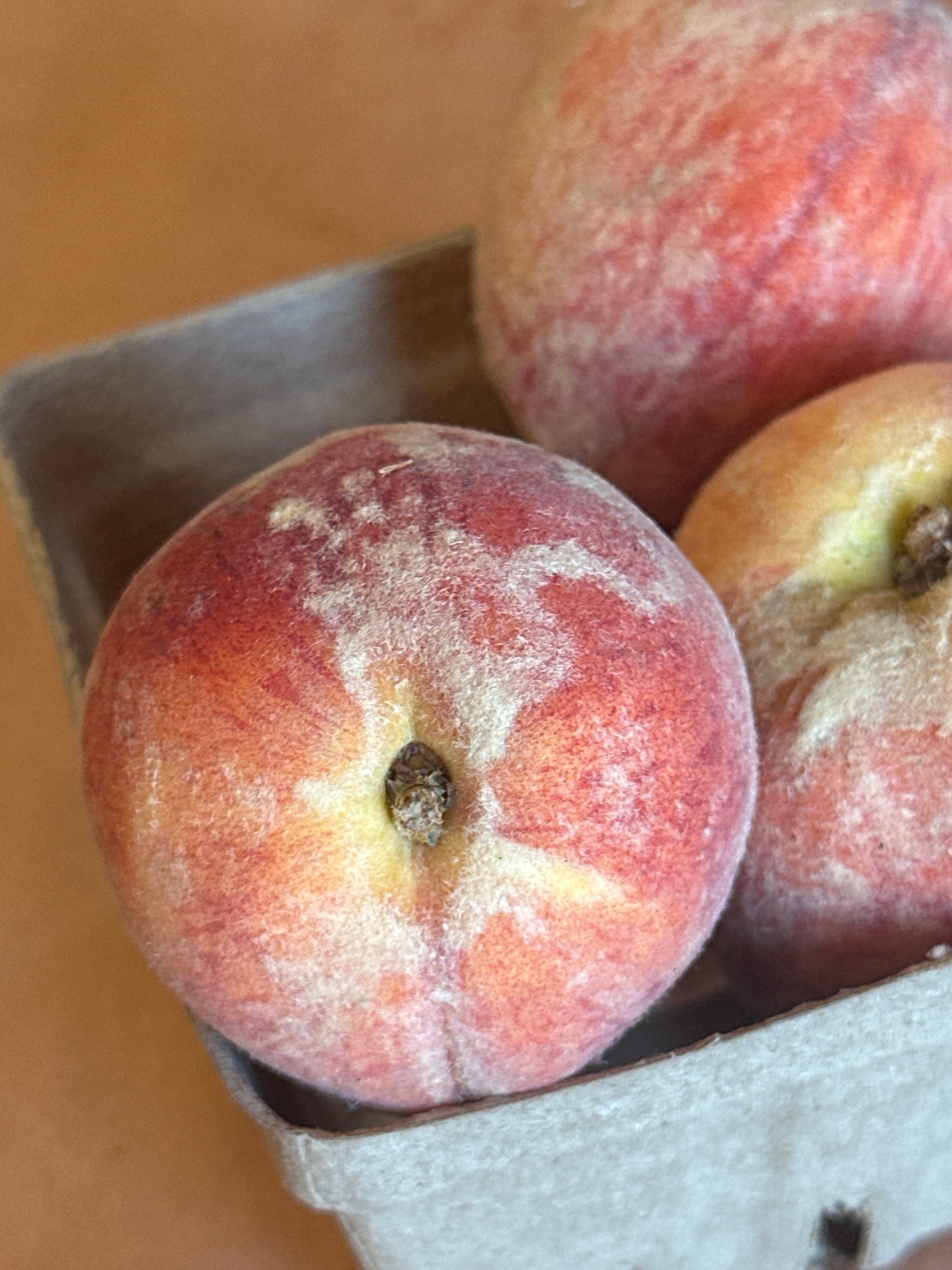 Peach - yellow mountain